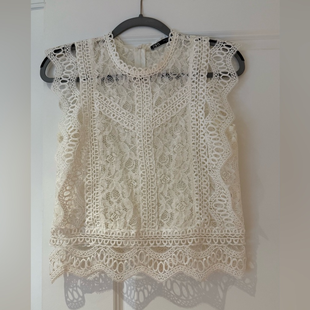 Zara White Lace Sleeveless Cropped Top